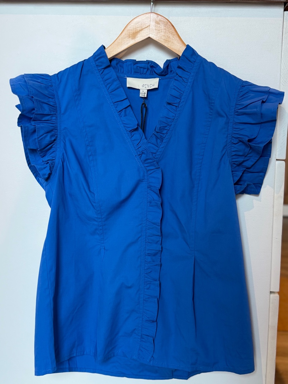Pinch Short sleeve button down Ruffle V-Neck Flutter Sleeve Blouse